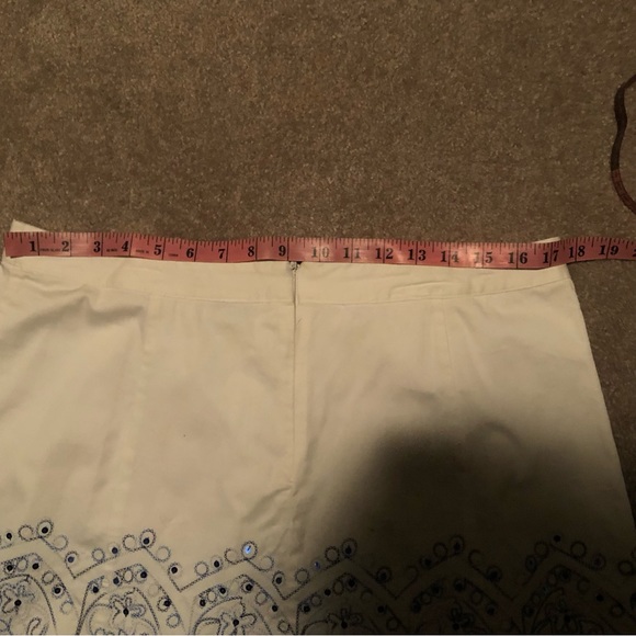 Togo Size 14 White Aline Skirt w Blue Cross Stitch Embroidered Floral Pattern - Picture 5 of 8